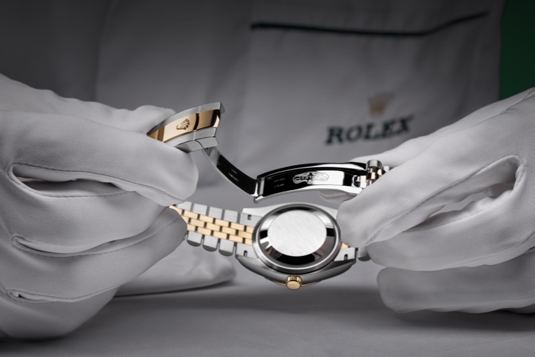 Procedimiento de mantenimiento de los relojes Rolex en Joyería Gordillo
