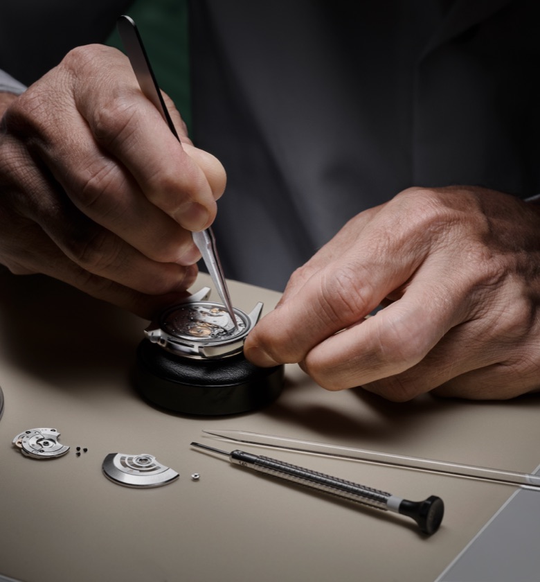 Procedimiento de mantenimiento de los relojes Rolex en Joyería Gordillo