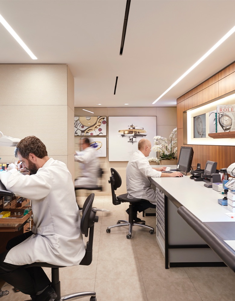 Procedimiento de mantenimiento de los relojes Rolex en Joyería Gordillo
