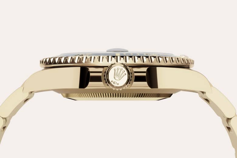 Rolex Submariner Date, 18 ct yellow gold