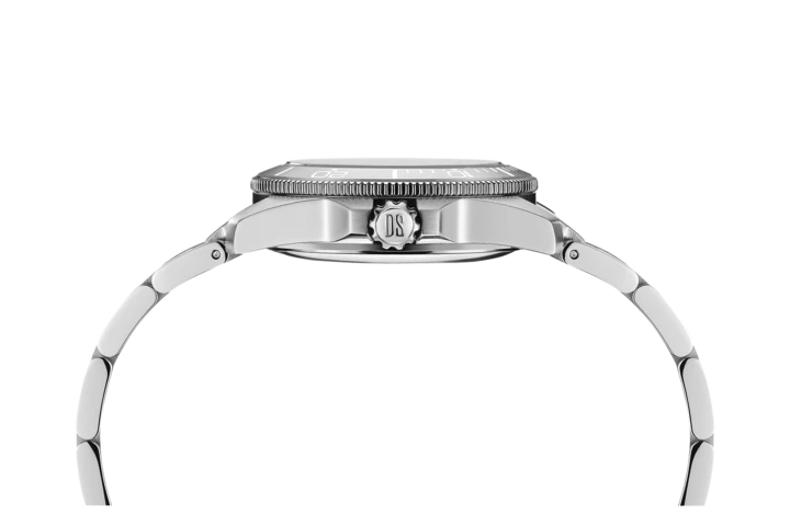 C032.007.11.011.00_side