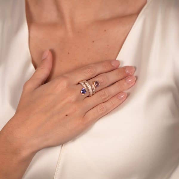 Pink gold ring with tourmaline and tanzanite