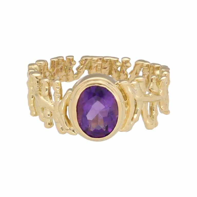 Anillo Ohim de oro amarillo con amatista