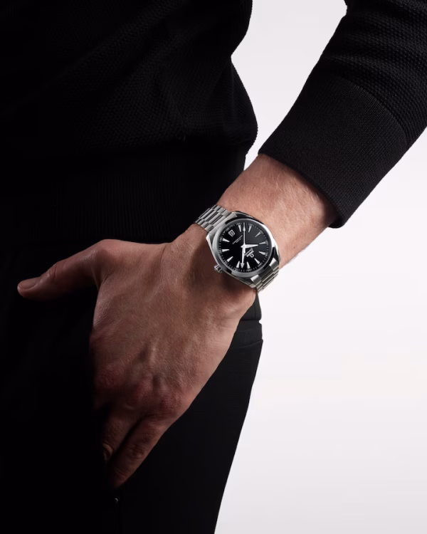 omega-seamaster-aqua-terra-150m-co-axial-master-chronometer-41-mm-22010412101002-portrait-4-c2d620