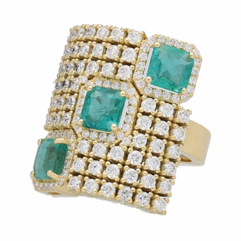 Sortija oro amarillo y esmeraldas