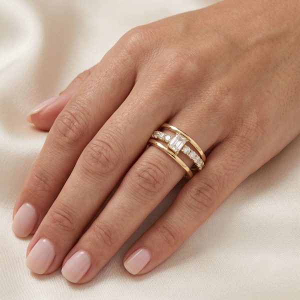 Anillo oro amarillo diamante fantasia