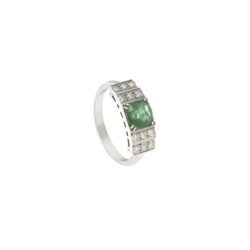 Gachalá ring in white gold, emerald and diamonds